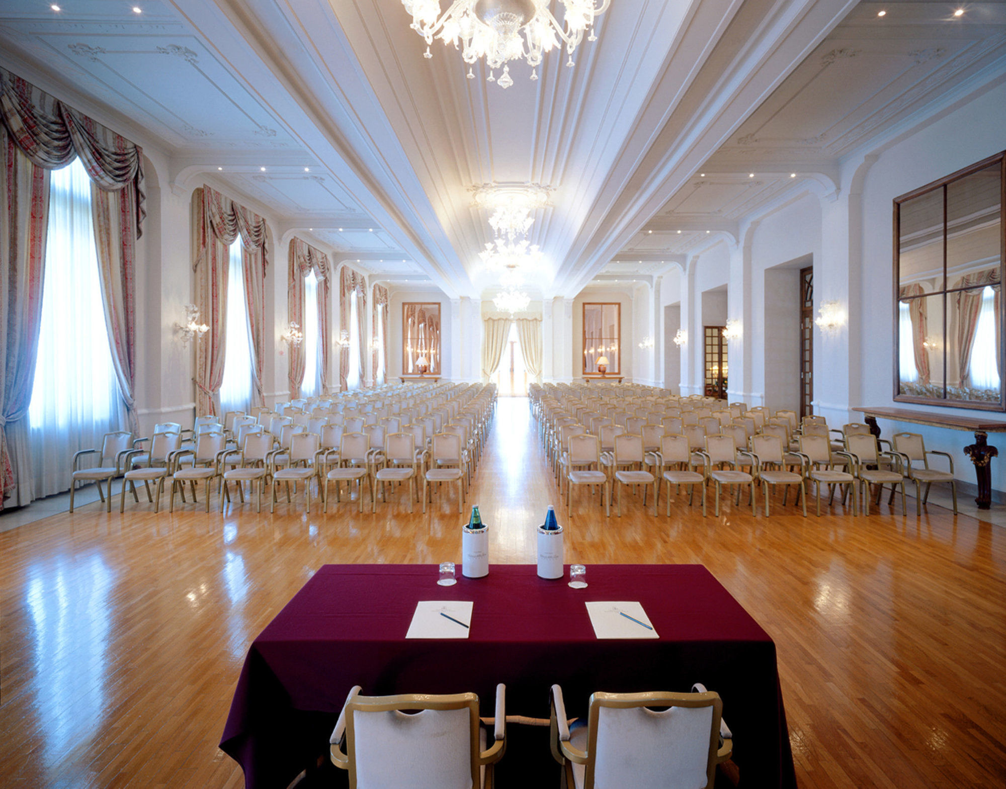 Grand Hotel Palazzo Della Fonte فيوجّي المرافق الصورة