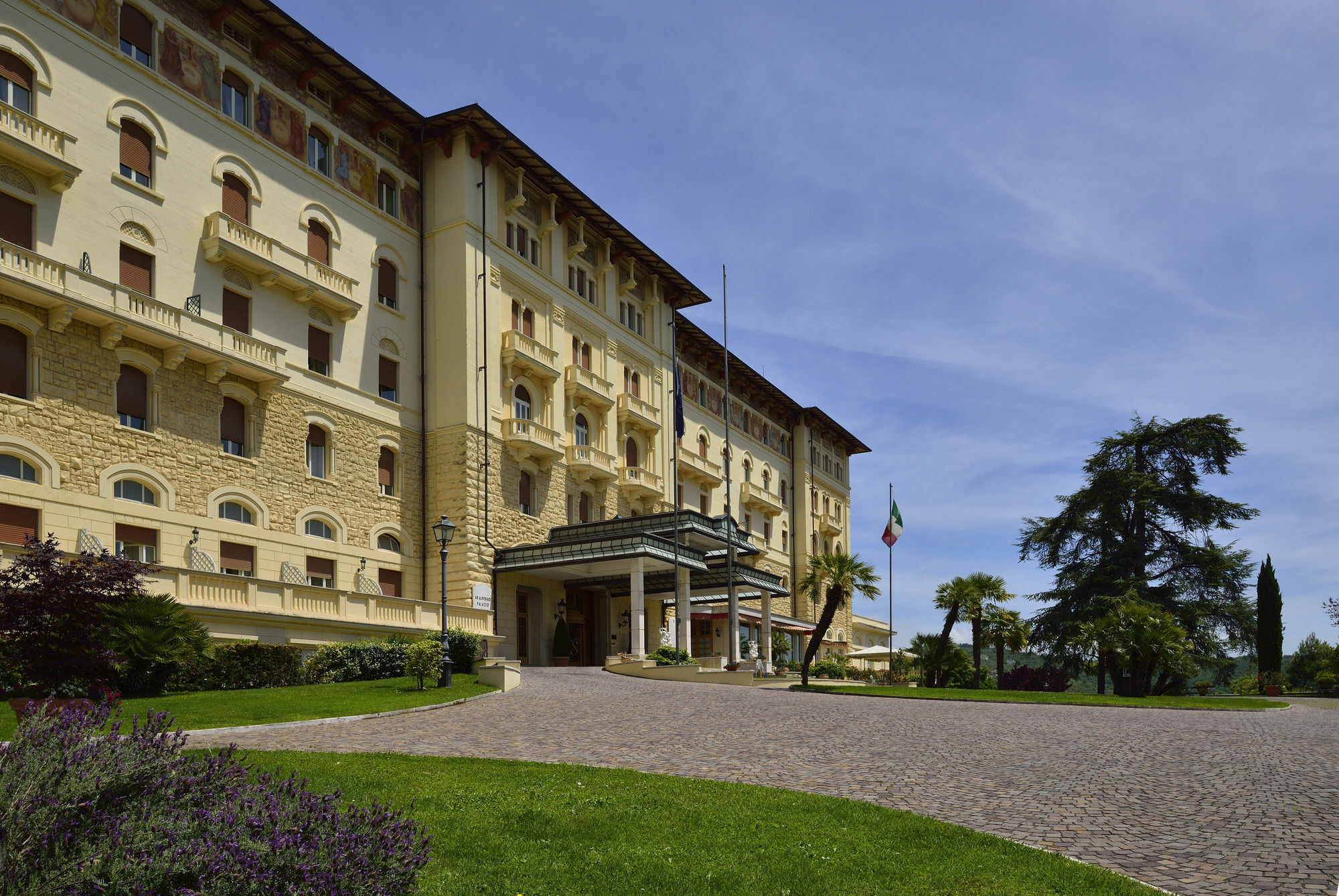 Grand Hotel Palazzo Della Fonte فيوجّي المظهر الخارجي الصورة
